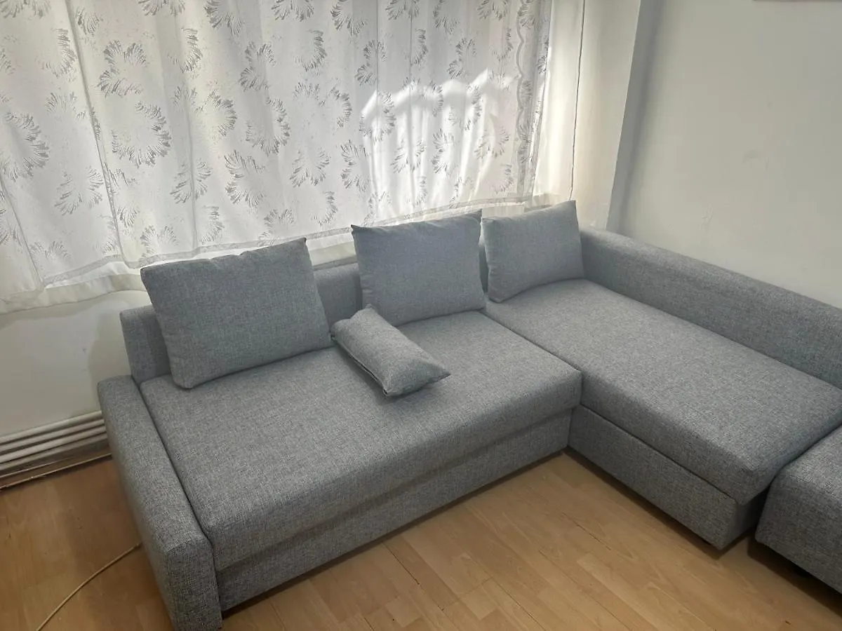 Apartament 1+1 Flat In Fatih Aksaray Stambuł